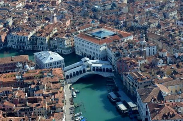 Venezia vuota vista dall'elicottero dei carabinieri _ FOTO6.jpeg